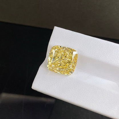 FANCY VIVID YELLOW LAB GROWN DIAMONDS | 1CT - 10CT | IGI CERTIFIED