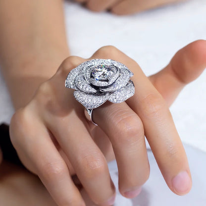 LUXURY FLOWER SHAPE 4.9 CARAT LAB-DIAMONDS ENGAGEMENT RING | 18K SOLID GOLD