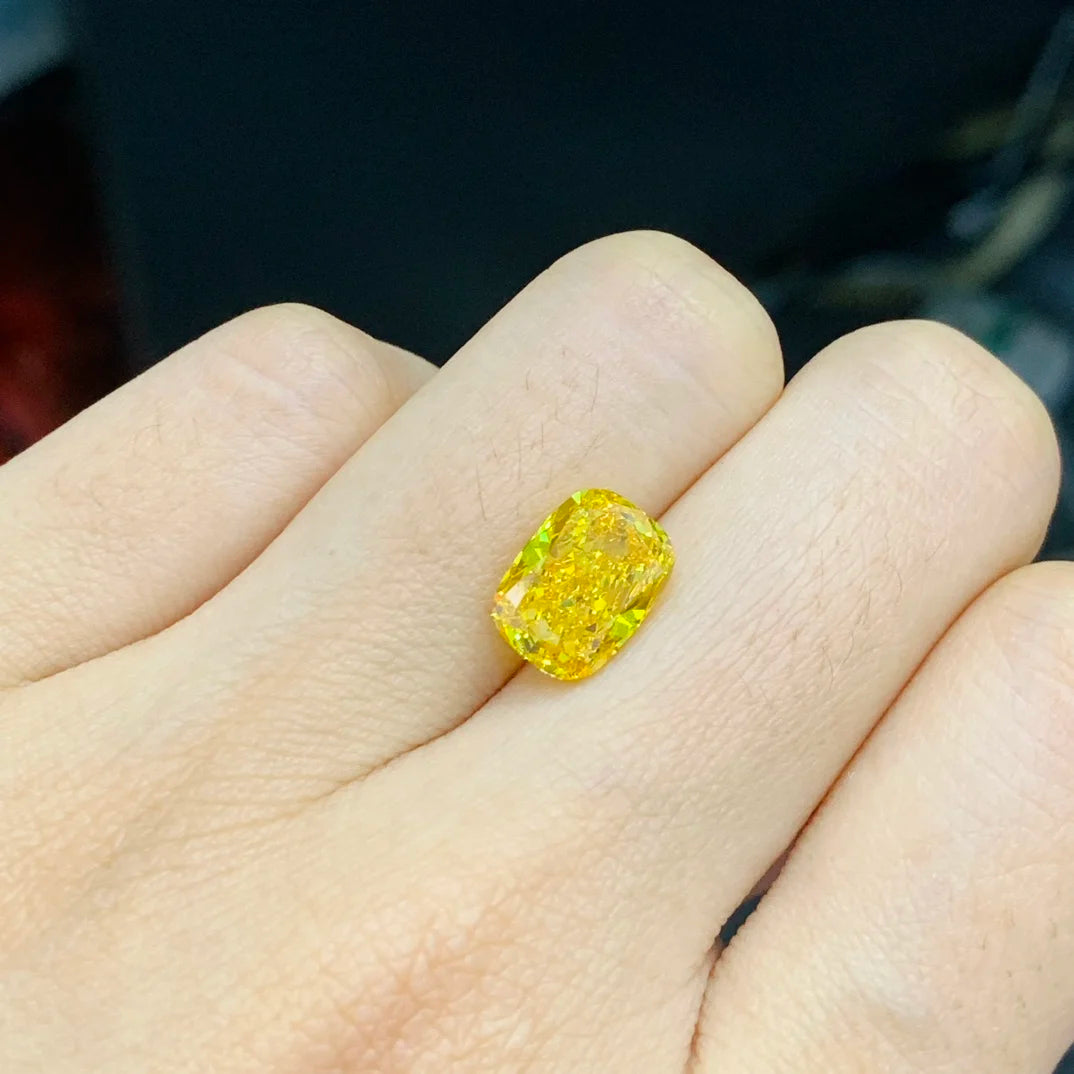3.55 CARAT FANCY VIVID YELLOW CUSHION CUT LAB GROWN DIAMOND | IGI CERTIFIED