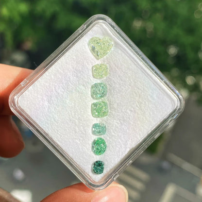 FANCY GREEN CUSHION CUT LAB-GROWN DIAMONDS | 1CT - 5CT | IGI CERTIFIED