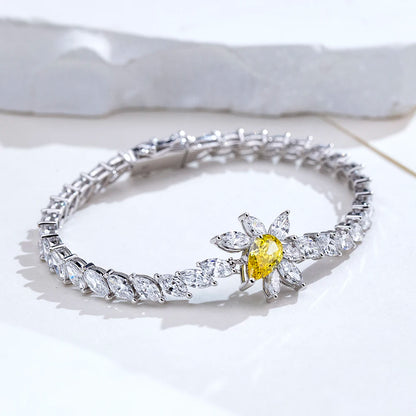 PEAR CUT MULTI STONE LAB DIAMOND STATION BRACELET | 18K GOLD