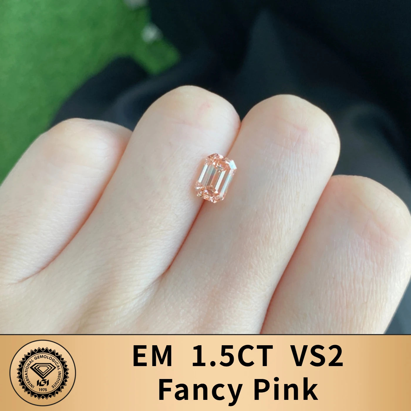 FANCY VIVID PINK LAB GROWN DIAMONDS | 1CT - 4CT | IGI CERTIFIED