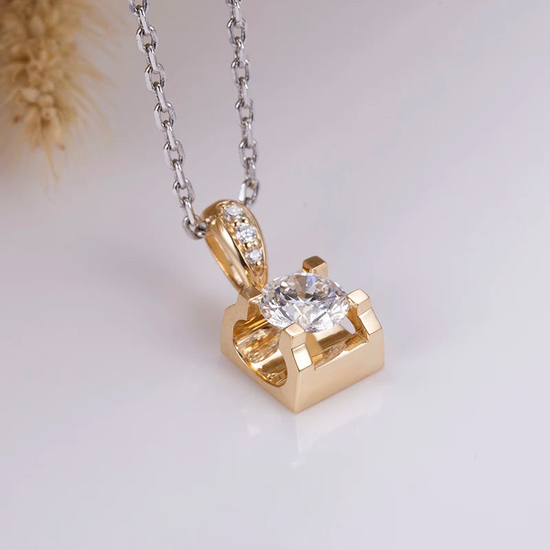 VINTAGE ROMANTIC | 1CT-10CT ROUND BRILLIANT CUT LAB DIAMONDS PENDANT | 18K YELLOW GOLD