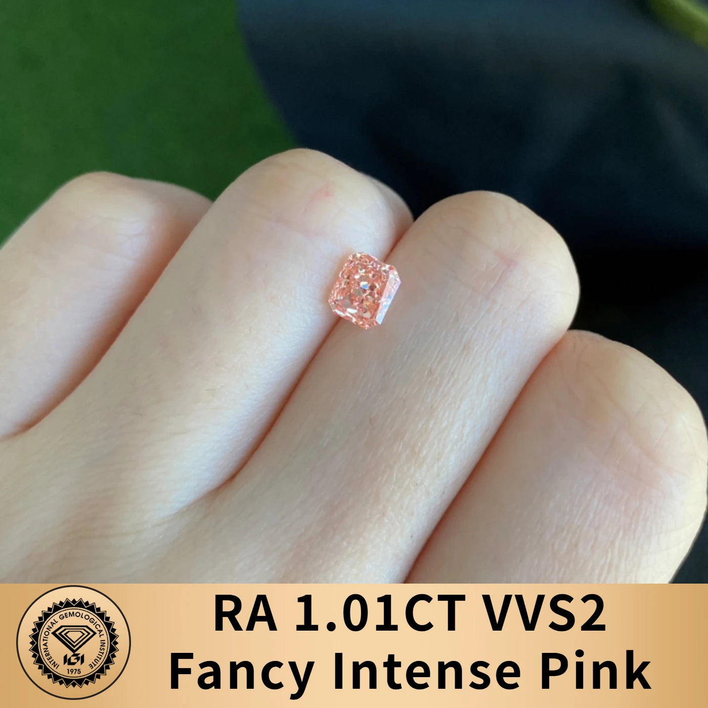 FANCY VIVID PINK LAB GROWN DIAMONDS | 1CT - 4CT | IGI CERTIFIED
