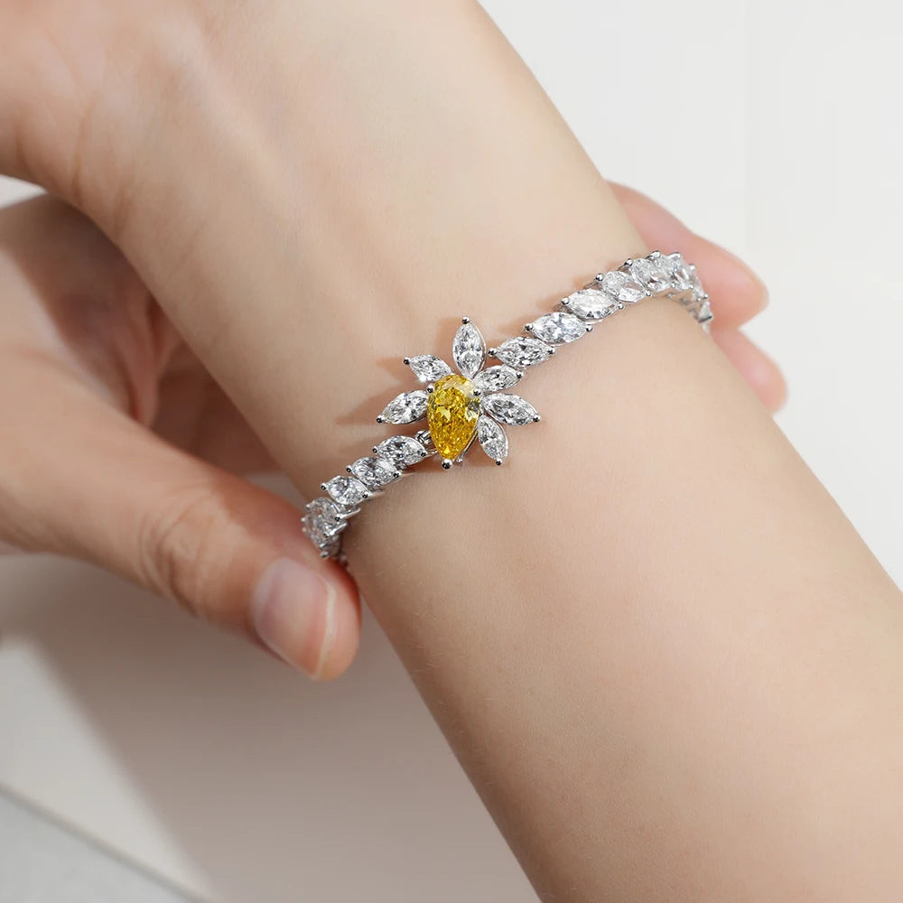 PEAR CUT MULTI STONE LAB DIAMOND STATION BRACELET | 18K GOLD