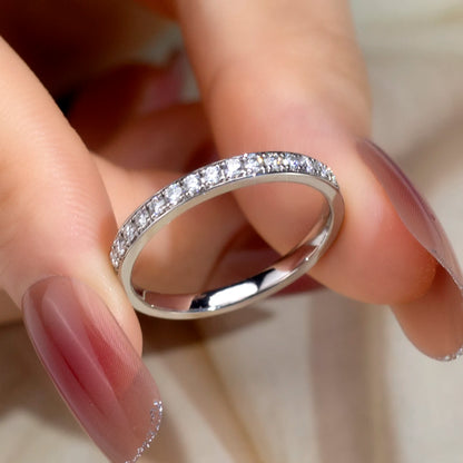 CLASSIC ROUND CUT 1.05 CT LAB GROWN DIAMONDS HALF ETERNITY RING | 18K WHITE GOLD