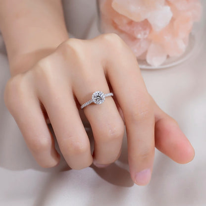 2.5 CARAT ROUND BRILLIANT LAB GROWN DIAMONDS SOLITAIRE RING | 18K WHITE GOLD
