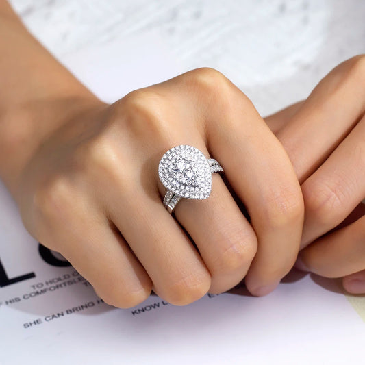 LUXURY FASHION DESIGN LAB GROWN DIAMOND ENGAGEMENT RING | 18K GOLD