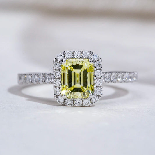 THE ROYAL EMERALD 3CT | YELLOW LAB GROWN DIAMOND RING | 18K GOLD